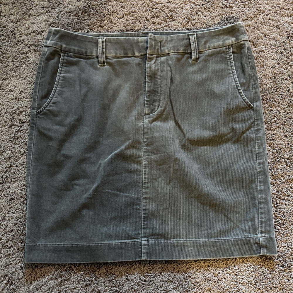Eddie Bauer Classic Gray Mini Skirt